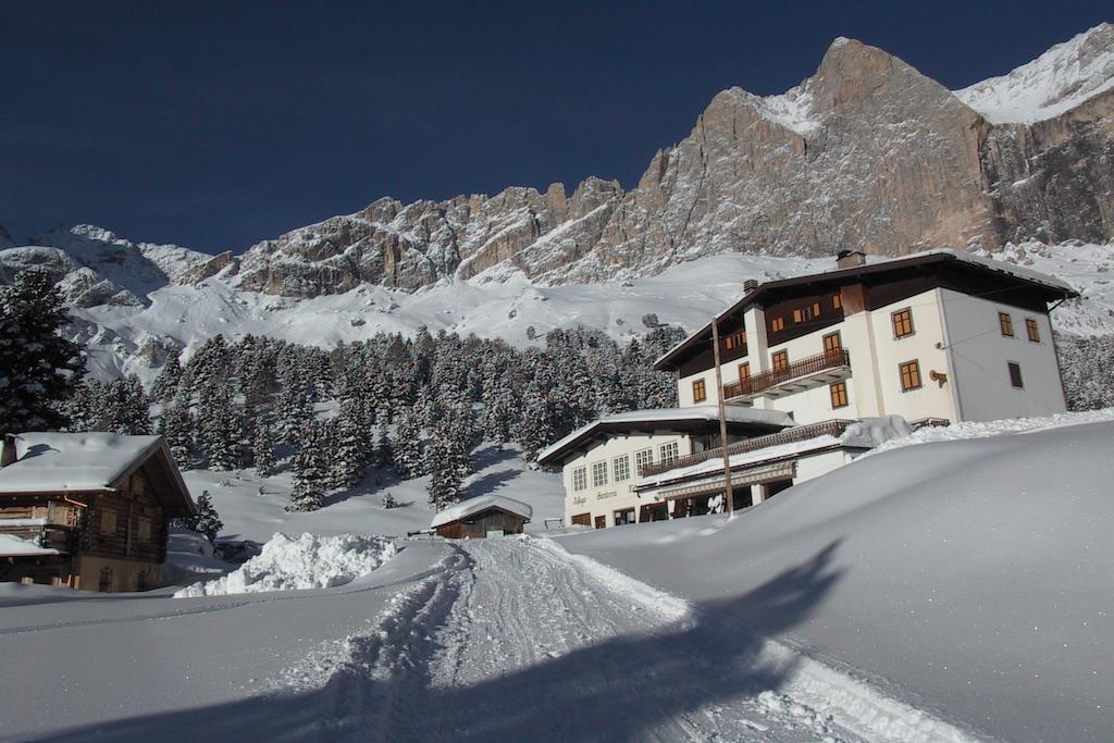 Rifugio Gardeccia Huette Pozza di Fassa Exterior foto